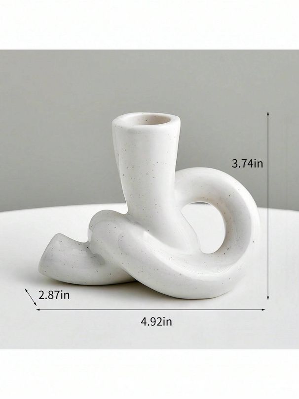 Simple And Elegant Ceramic Candlestick_maomaolike.com