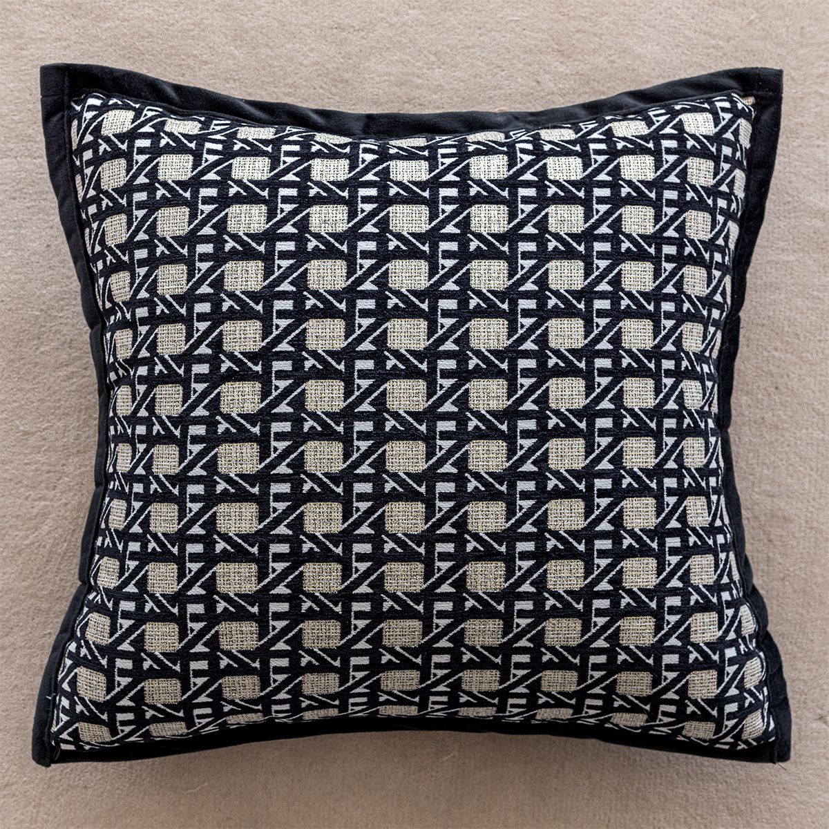 Light Luxury Black Sofa Pillow Cover High End Hotel Model Room Decorative Pillow Bedside Cushion Bed Back Pillow_maomaolike.com