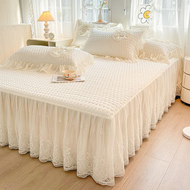 Princess Style Quilted 2025 New Model All-Season Universal Cotton Full Bedspread With Edge Bed Skirt Cover Three-Piece Set_maomaolike.com