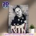 Patriotic Figure Painting Poster, Vintage Grunge Mesh-style Poster, Distressed Artistic Design With US Flag Elements, Ideal For Living Room, Studio_maomaolike.com