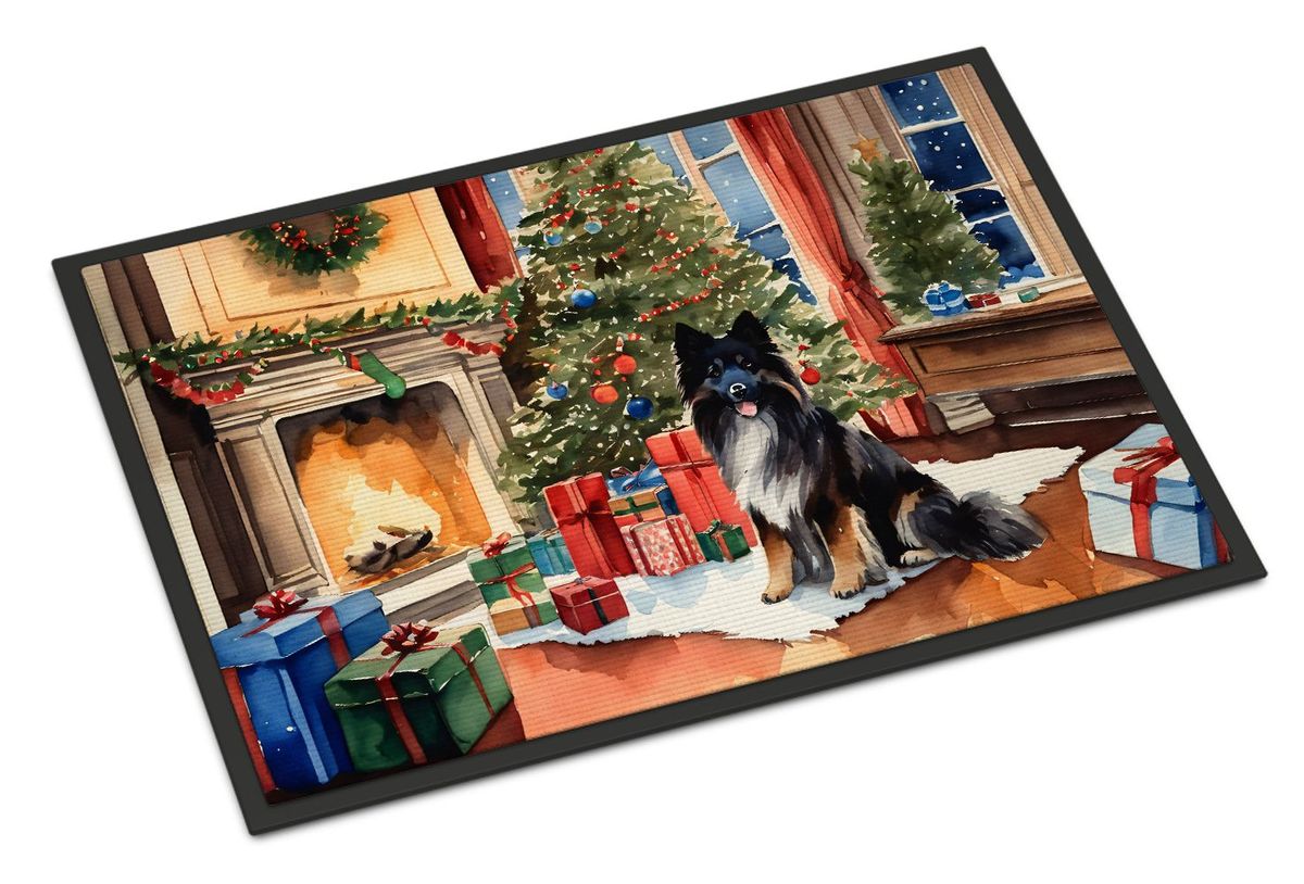 Keeshond Cozy Christmas Doormat Front Door Mat Indoor Outdoor Rugs For Entryway, Non Slip Washable Low Pile, 24H X 36W_maomaolike.com