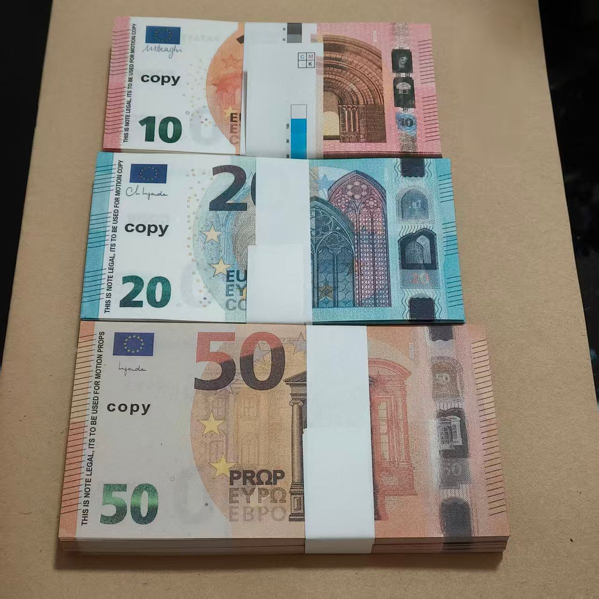 Prop Money Euro Und Dollar Kombiniert Mit Plastik Goldmünzen In Real Size, Für Theater Kostüme, Private Feierdekoration, TikTok Videos Und Film Dreh A_maomaolike.com