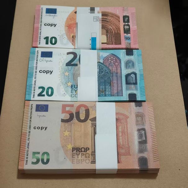 Prop Money Euro Und Dollar Kombiniert Mit Plastik Goldmünzen In Real Size, Für Theater Kostüme, Private Feierdekoration, TikTok Videos Und Film Dreh A_maomaolike.com