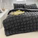 Quilted Comforter Set 3 Pieces Padded Warm Bedding Embossed Design_maomaolike.com