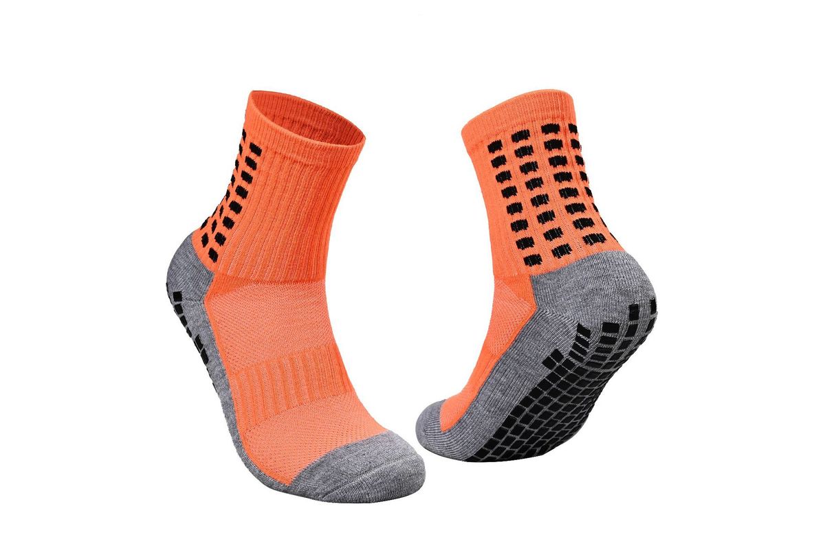 mid tube dotted football socks thick towel bottom sports socks men's professional non slip breathable sports socks_maomaolike.com