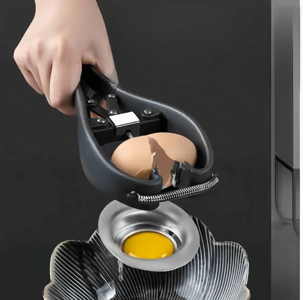 Chicken Egg Separator Tool - Stainless Steel Hand-Held Yolk Remover Tool - Eggshell Cutter Kitchen Gadget_maomaolike.com