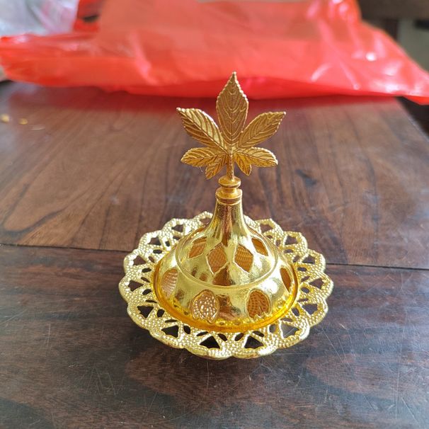 Arabian Gold Luxurious Hollow Zinc Alloy Candle Holder Ornament Furniture Middle Eastern Incense Burner_maomaolike.com