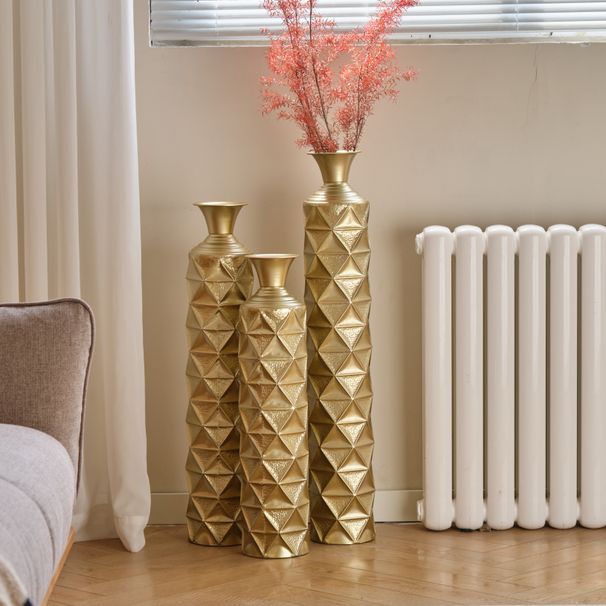 Metal Decorative Vase High Distress Metal Center Vase With 3D Triangle Pattern, Set Of 3 Vases For Home Decoration 33.5 ", 29.5 ", 25.2 "high, Gold_maomaolike.com
