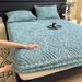 Milk Velvet Bed Sheet Single Piece Winter Coral Fleece Thickened Flannel Taffeta Protective Cover Set Cross-Border Compressible_maomaolike.com