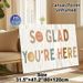 Positive Quote "So Glad You're Here" Painting Poster, Warm Earth-toned Watercolor-style Typography With Smiley Faces Poster, Delivers A Cozy Welcoming_maomaolike.com