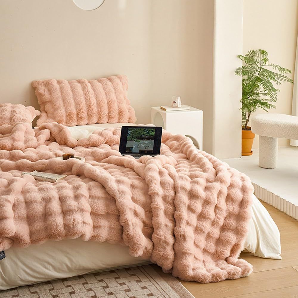 Blankets Rabbit Bubble Velvet Double Sided Thickened Office Nap Blanket Sofa Cover_maomaolike.com