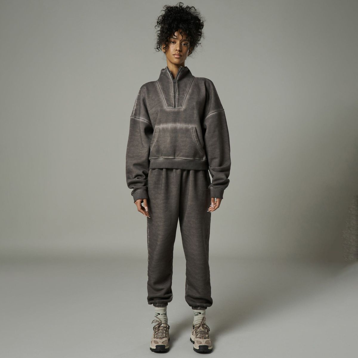 Women's Clothing fashion autumn and winter style zipper half open collar long sleeve jacket sweatpants two-piece suit_maomaolike.com