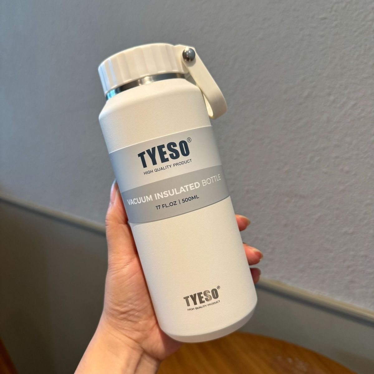 Tyeso Large Capacity Insulated Easy-Pull Cup Sport Water Bottle For Men And Women With Handle Portable Travel Mug_maomaolike.com