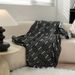 Black And White Woven High Grade Sofa Blanket Office Nap Blanket Knitted Cover Blanket Air Conditioning Blanket_maomaolike.com