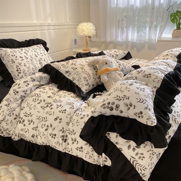 French Retro Romantic Hepburn Style Black Lace Four-Piece Set Skin-Friendly Washed Cotton Three-Piece Bedding Wholesale_maomaolike.com