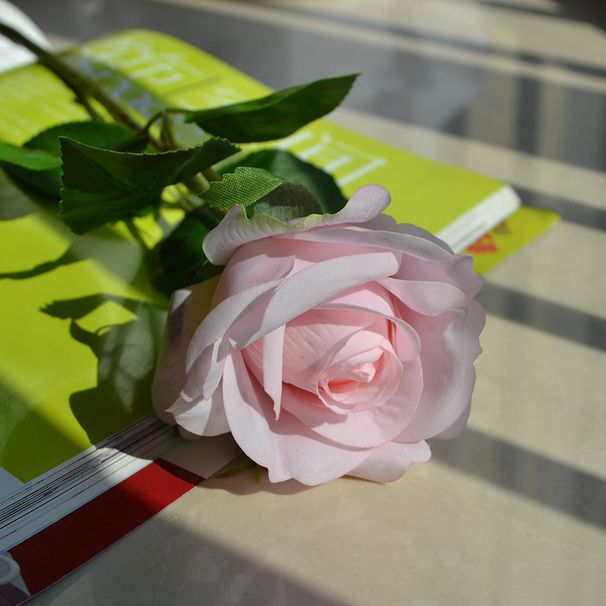 Simple INS single touch moisturizing rose realistic artificial flower fake flower wedding home front desk floral photography ~ Like_maomaolike.com