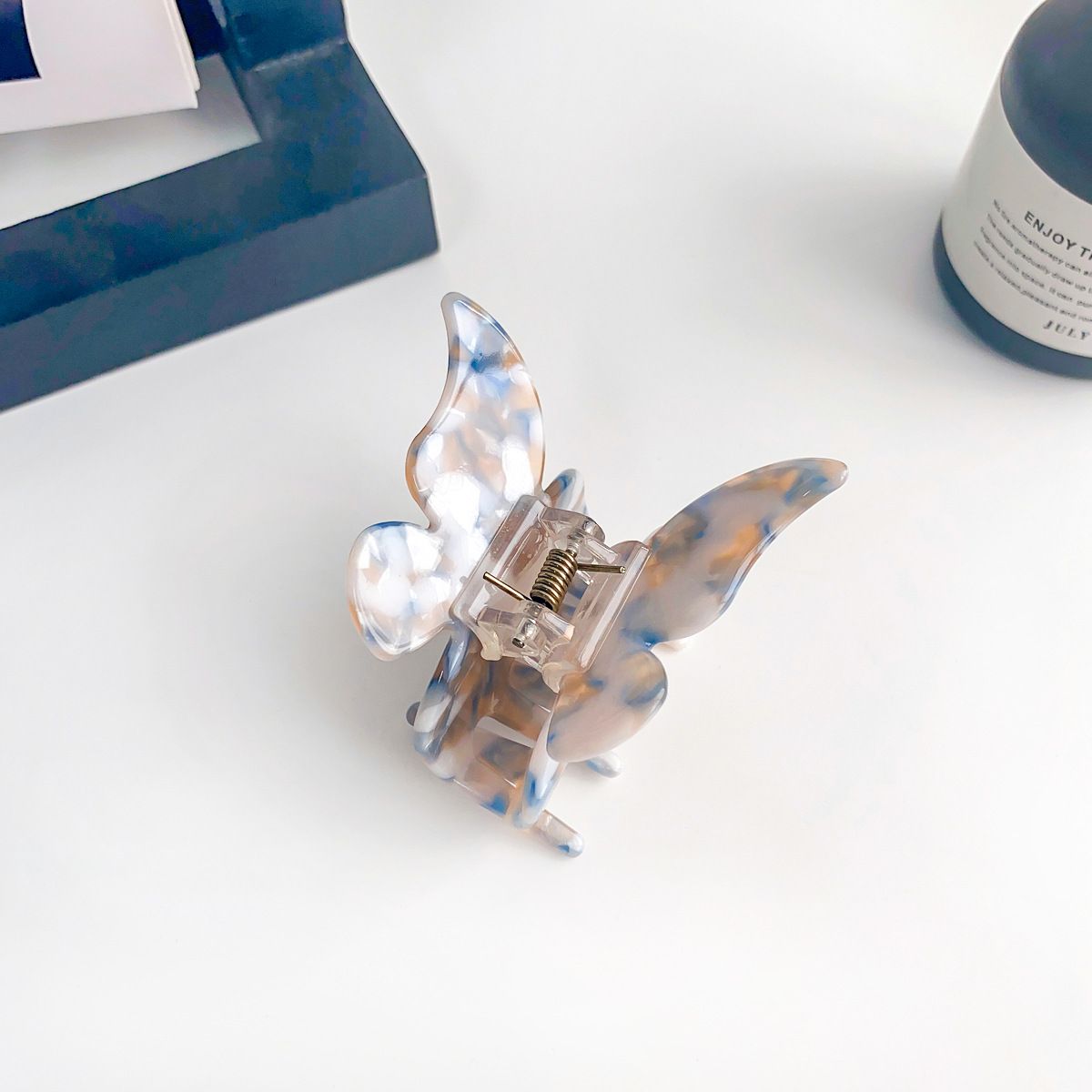 Unisex Super fairy magic butterfly grab acetic acid plate hair grab sweet temperament back head hair clip disc hair shark clip_maomaolike.com