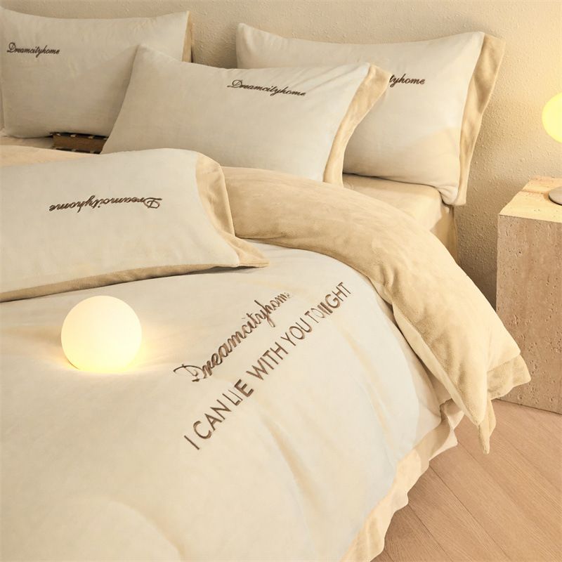 Thickened Milk Velvet Four-Piece Set With Quilt Cover, Flannel Coral Fleece Bed Sheet Three-Piece Set, Bedding Factory Wholesale_maomaolike.com