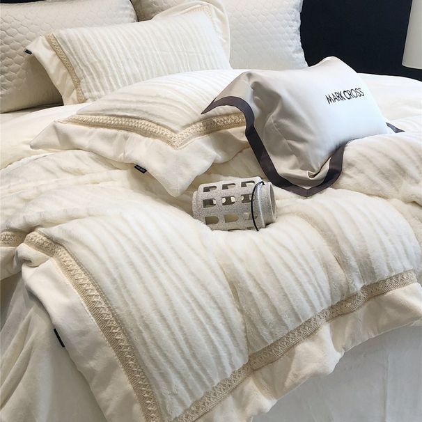 Maroch Luxury Healing Soft Mousse Four-Piece Set Autumn Winter Thickened Top-sale Rabbit Velvet Bedding Home Textile Ice Queen_maomaolike.com