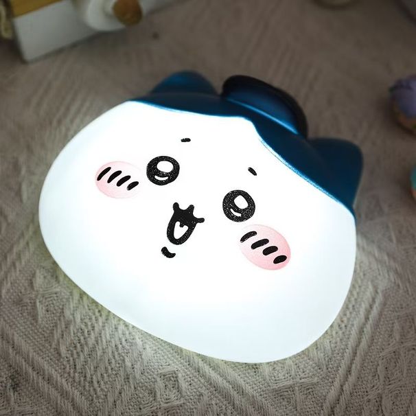 Bandai Chiikawa Tap Night Lamp, Hachiware Usagi Touch Control 3 Gear Dimmable Recharge Lampu Malam Kartun Comel, Soft Sleep Light Bedroom Desk_maomaolike.com