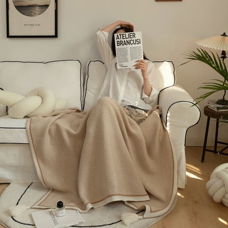 Striped Knitted Blanket Sofa Blanket Air Conditioning Blanket Bed Blanket Office Blanket_maomaolike.com