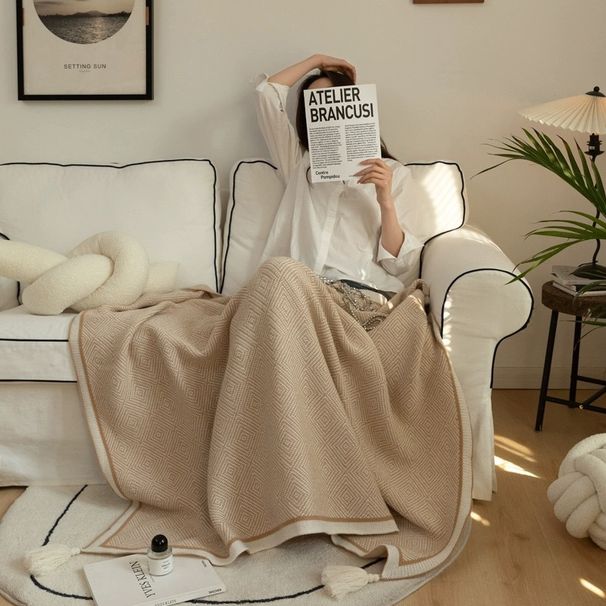 Striped Knitted Blanket Sofa Blanket Air Conditioning Blanket Bed Blanket Office Blanket_maomaolike.com