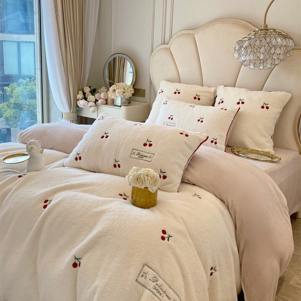 Winter Warm Sheep Thickened Four-Piece Set Ins Colorful Polka Dot Milk Wool Soft Comfortable Duvet Cover Bed Sheet_maomaolike.com