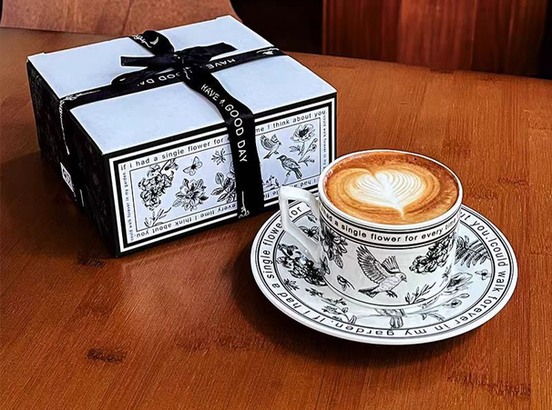 Fritillaria Flower Niche High-End French Retro Style Black And White Coffee Cup Luxury Box Exquisite Gift Set_maomaolike.com