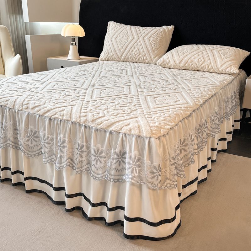 Thickened Warm Milk Velvet Coral Fleece Lace Edge Bed Skirt Cover Anti-Slip Protector For Winter_maomaolike.com