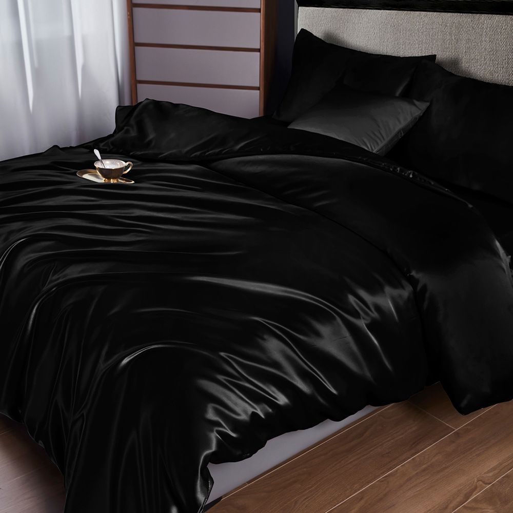 New Solid Color Satin Silk Four-Piece Set European And American Simple Sheet Bed Skirt_maomaolike.com